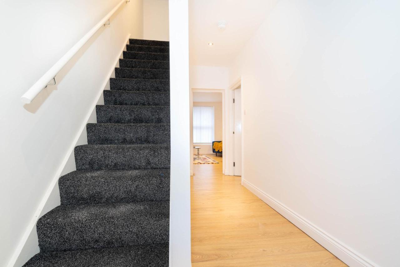 Three Bedroom Apartment- One Choice Stays Serviced Accommodation- Jewellery Quarter Birmingam Exterior foto